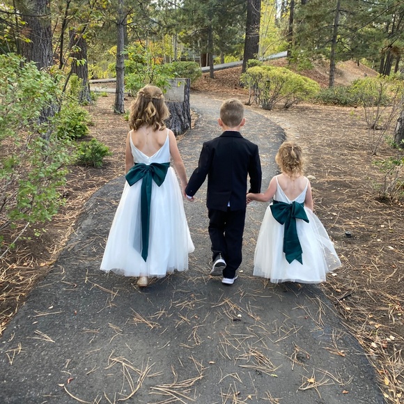 Flower Girl Dresses - Picture 3 of 5